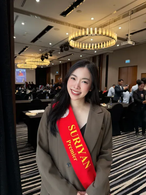 ธัญญกาญจน์ เชิดชูพงษ์ (มิ้ม) ตัวแทนประกันชีวิต AIA